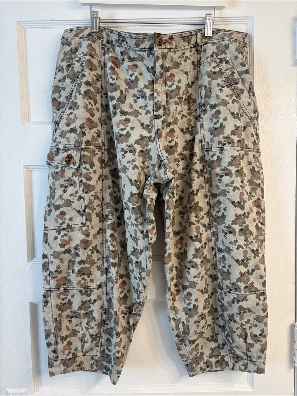 Anthropologie Beige, Olive & Brown Camo Capris